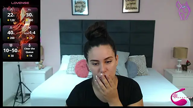 Snapshot of MadisonJenner chatting on 09-11-25, 09:42 MadisonJenner online show from 09-11-25, 09:42