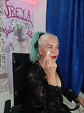 freyadevil333 online show from 04-15-26, 05:03