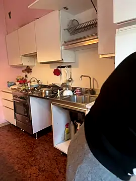 Sunbelxx online show from 11-05-25, 09:20