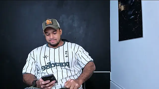 Big furry bear13 online show from 02-14-26, 06:10