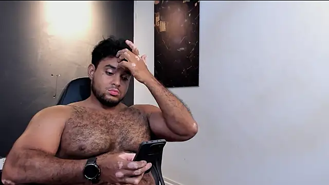 Big furry bear13 online show from 03-17-26, 06:17