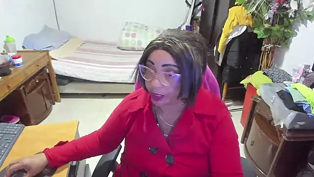 Mrs mommy  online show from 02-05-25, 05:09