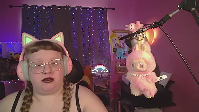 FatVeronica online show from 03-23-26, 04:11