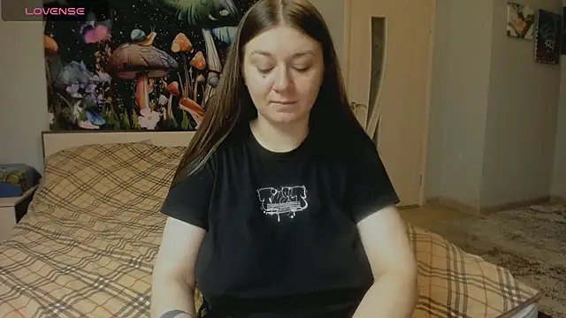 AlisaBacker online show from 11-21-25, 12:26