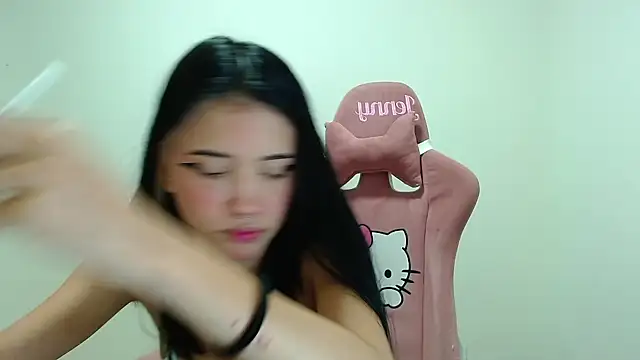 Snapshot of laurita_rico chatting on 01-11-25, 05:10 laurita rico online show from 01-11-25, 05:10