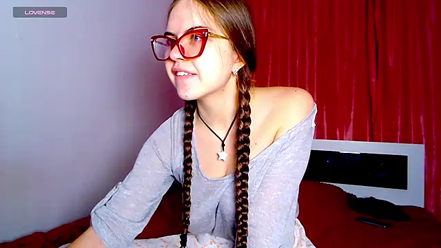 Sarah HS online show from 12-10-24, 02:50