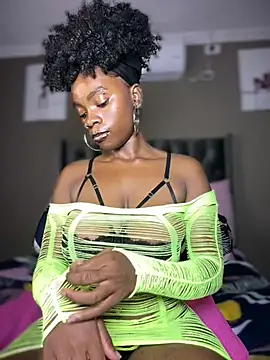 Candy-Heart online show from 04-17-26, 10:57