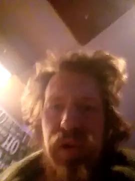 Snapshot of hothippie420 chatting on 03-09-25, 01:26 hothippie420 online show from 03-09-25, 01:26