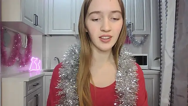 Snapshot of leslie_my_lovee chatting on 12-23-24, 08:14 leslie my lovee online show from 12-23-24, 08:14