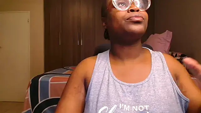 Snapshot of chocolete_candy chatting on 07-02-26, 04:13 chocolete candy online show from 07-02-26, 04:13