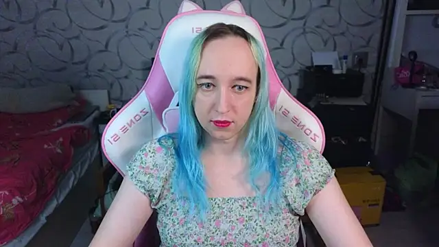 TheTrixy online show from 11-18-25, 07:35