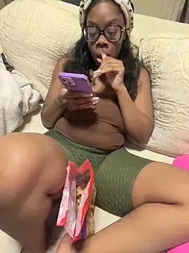 SweetChocolate555 online show from 01-12-25, 12:07