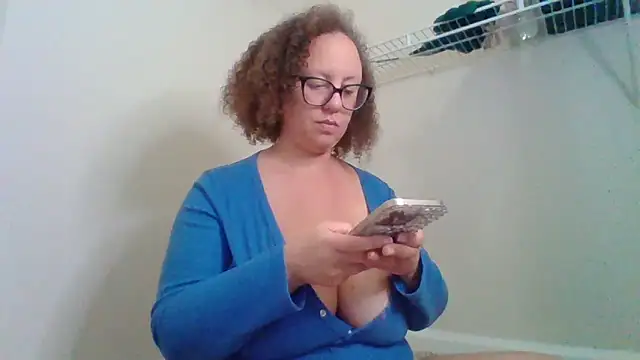 Paisleehaze online show from 10-27-25, 01:31