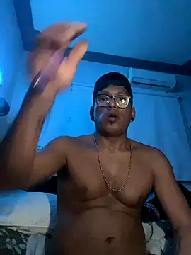 Snapshot of Capxxx chatting on 11-30-25, 11:36 Capxxx online show from 11-30-25, 11:36