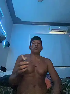 Snapshot of Capxxx chatting on 11-30-25, 11:42 Capxxx online show from 11-30-25, 11:42