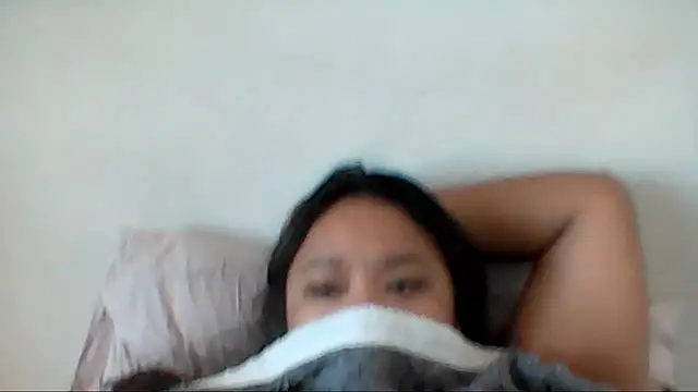Snapshot of ArisaGonzalez chatting on 06-11-26, 11:19 ArisaGonzalez online show from 06-11-26, 11:19