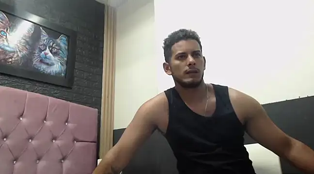 Snapshot of Chris_Dick23 chatting on 01-11-25, 06:24 Chris Dick23 online show from 01-11-25, 06:24