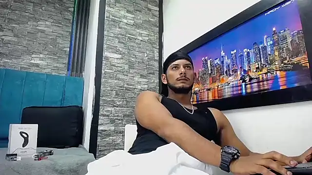 Chris Dick23 online show from 02-25-26, 04:33