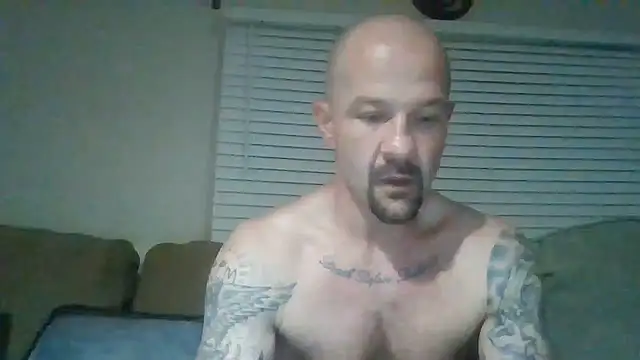 Snapshot of Kinkster615 chatting on 06-14-26, 01:47 Kinkster615 online show from 06-14-26, 01:47