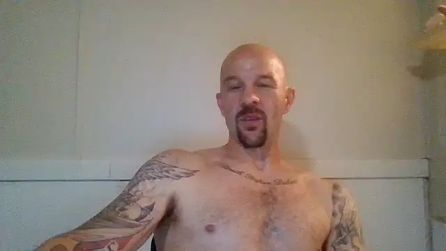 Snapshot of Kinkster615 chatting on 06-25-26, 02:22 Kinkster615 online show from 06-25-26, 02:22