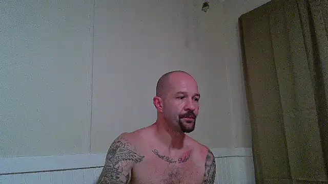 Snapshot of Kinkster615 chatting on 07-11-26, 01:19 Kinkster615 online show from 07-11-26, 01:19