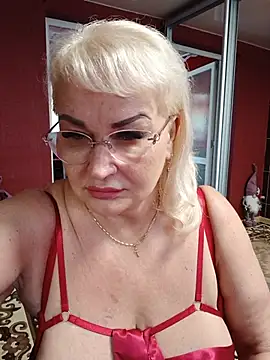 Snapshot of Jemma_Cori chatting on 05-17-26, 10:11 Jemma Cori online show from 05-17-26, 10:11