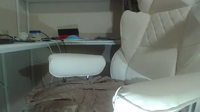 Tecsavy online show from 12-14-25, 05:13