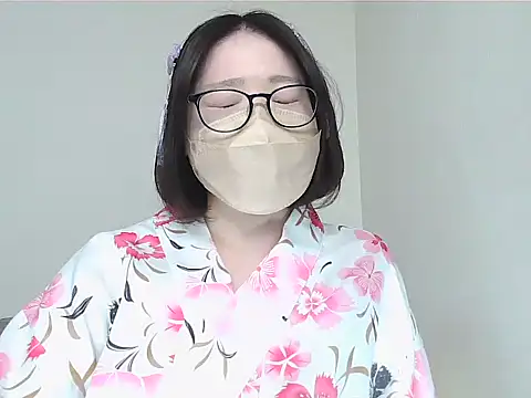  NOA-chan  online show from 01-10-26, 03:14