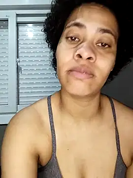 Snapshot of Su_Duarte_1 chatting on 11-07-25, 09:48 Su Duarte 1 online show from 11-07-25, 09:48