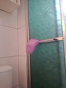 Snapshot of Su_Duarte_1 chatting on 01-10-26, 09:05 Su Duarte 1 online show from 01-10-26, 09:05