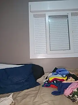 Snapshot of Su_Duarte_1 chatting on 02-12-26, 07:25 Su Duarte 1 online show from 02-12-26, 07:25