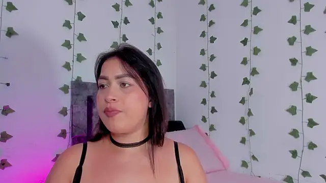 Miaa Garcia online show from 06-20-26, 10:56