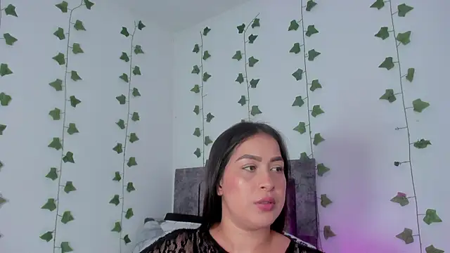 Miaa Garcia online show from 07-28-26, 10:53