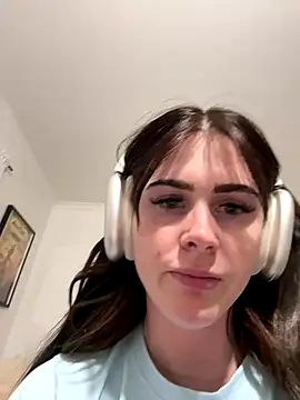 aus queen online show from 10-30-25, 03:46