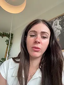 aus queen online show from 03-23-26, 10:58