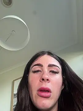 aus queen online show from 04-10-26, 11:09