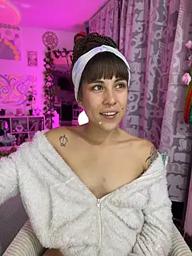 Snapshot of Hellen_dumont chatting on 07-14-26, 02:05 Hellen dumont online show from 07-14-26, 02:05