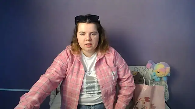 so shy online show from 05-15-26, 06:31