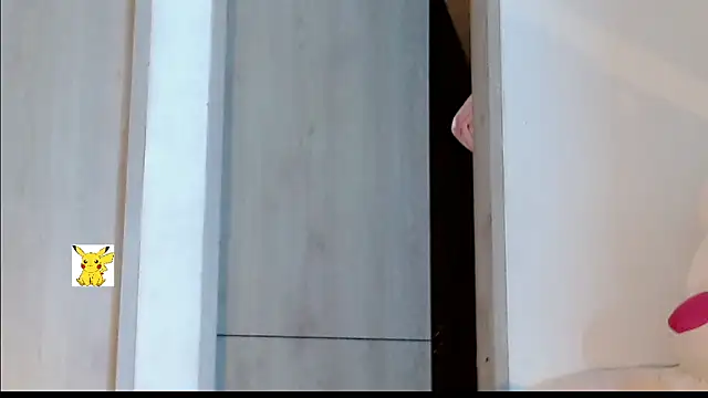 Snapshot of honey_skin chatting on 02-27-25, 02:21 honey skin online show from 02-27-25, 02:21