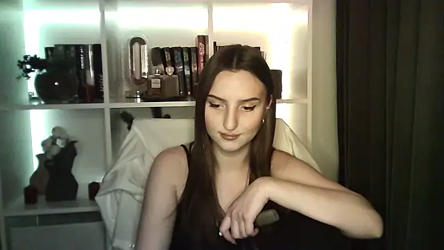 X Alisa online show from 03-19-26, 07:51