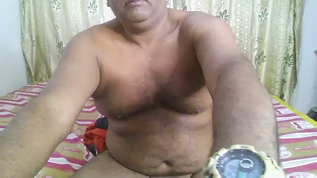 Snapshot of Beargryzzly chatting on 12-11-24, 01:49 Beargryzzly online show from 12-11-24, 01:49