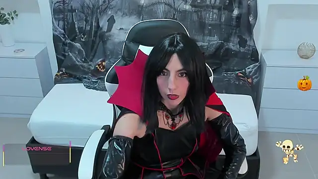 candy summer28 online show from 10-31-25, 07:37