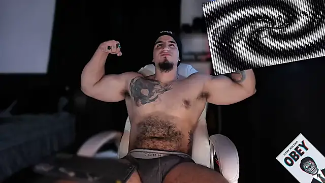 kingbear777 online show from 02-03-25, 07:40