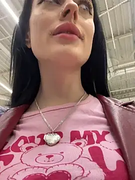 Snapshot of Melissa_crazy chatting on 01-17-25, 03:22 Melissa crazy online show from 01-17-25, 03:22