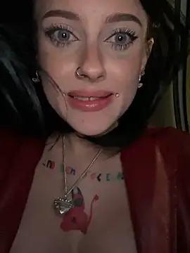 Snapshot of Melissa_crazy chatting on 01-25-25, 12:27 Melissa crazy online show from 01-25-25, 12:27