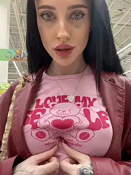 Snapshot of Melissa_crazy chatting on 01-29-25, 03:47 Melissa crazy online show from 01-29-25, 03:47