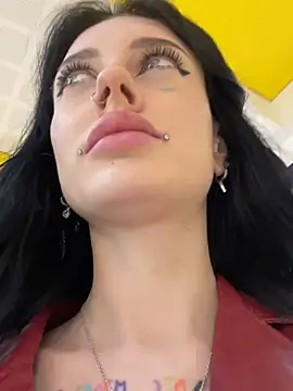 Snapshot of Melissa_crazy chatting on 02-01-25, 03:07 Melissa crazy online show from 02-01-25, 03:07