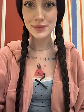 Snapshot of Melissa_crazy chatting on 11-14-25, 03:22 Melissa crazy online show from 11-14-25, 03:22