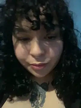 Snapshot of Kimberliprivv chatting on 05-15-26, 09:22 Kimberliprivv online show from 05-15-26, 09:22