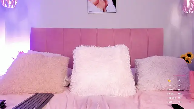 ScarletGV online show from 10-29-25, 05:47